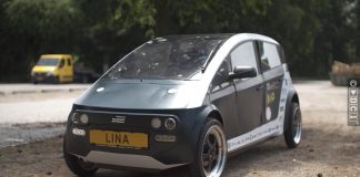 Studenten bouwen auto van vlas en suikerbieten Studenten bouwen auto van vlas en suikerbieten